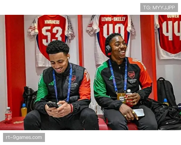 马赛冬窗压哨大换血：奥莱利退租戈麦斯离队，10人流动